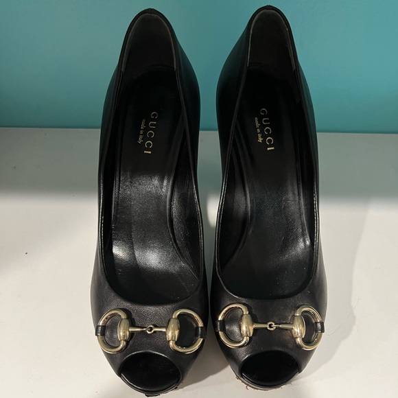 women peep toe pumps, Size 6.5